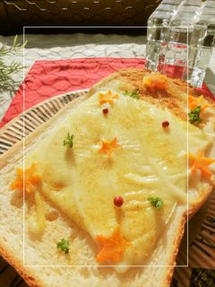 残り福✿星型人参のカレーチーズトースト-レシピのメイン写真