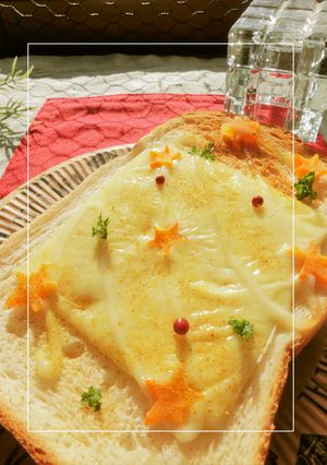 残り福✿星型人参のカレーチーズトースト-レシピのメイン写真