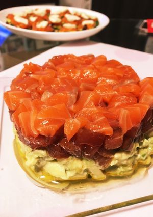 アボガド・マグロとサーモンのケーキ-レシピのメイン写真