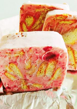 簡単◎４つでヨーグルトいちごアイスケーキ-レシピのメイン写真