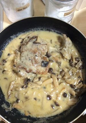 鶏肉とキノコのフリカッセ-レシピのメイン写真