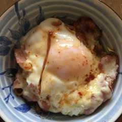 簡単ベーコンのピリ辛丼-レシピのメイン写真
