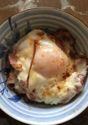 簡単ベーコンのピリ辛丼-レシピのメイン写真