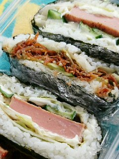 スパムおにぎらずちりめんじゃこおにぎらず-レシピのメイン写真