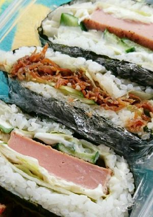 スパムおにぎらずちりめんじゃこおにぎらず-レシピのメイン写真