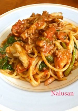 ひき肉とほうれん草のトマトバジルパスタ-レシピのメイン写真