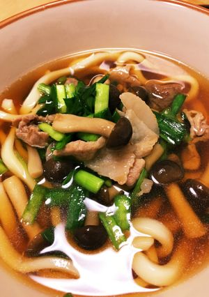 『ニラ豚うどん』で温まろう♪-レシピのメイン写真
