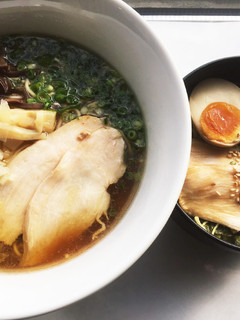 神ってる♪鶏チャーシュー ☆簡単 安い-レシピのメイン写真