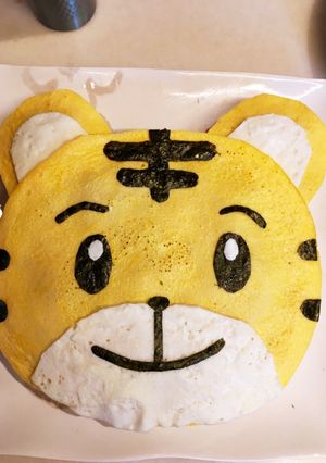 お誕生日に♪しまじろうの寿司ケーキ-レシピのメイン写真