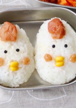 簡単かわいいキャラ弁☆ニワトリおにぎり-レシピのメイン写真