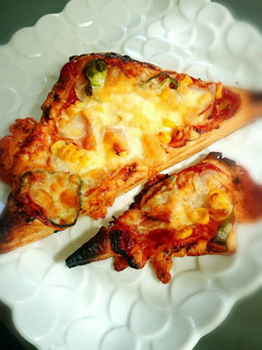 残ったパイシートで簡単リッチ味のピザ-レシピのメイン写真