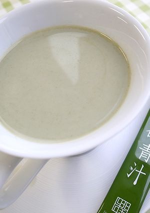 豆乳をさらにおいしく～豆乳青汁-レシピのメイン写真