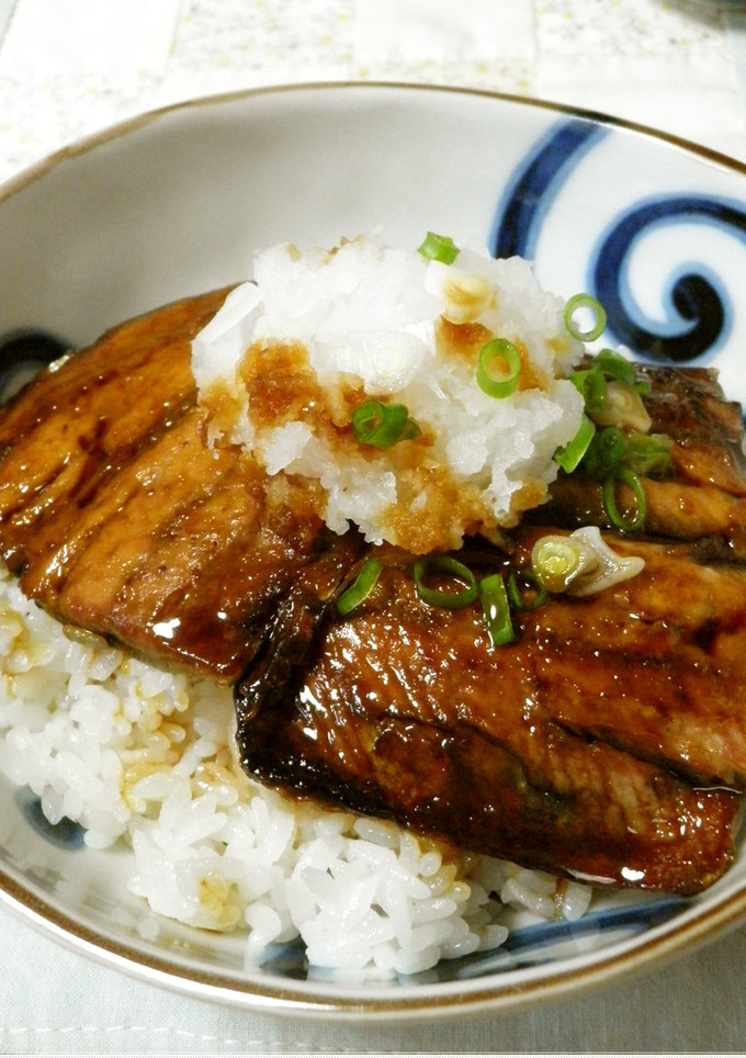 さんまのかば焼き丼～大根おろしのせ-レシピのメイン写真