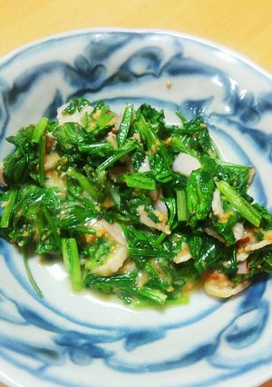 時短簡単☆春菊チーズベーコンの炒め物♥-レシピのメイン写真