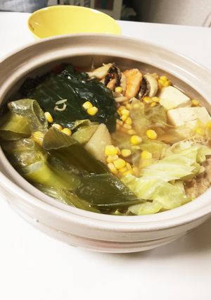 素いらずだけど簡単♡味噌バタコーン鍋-レシピのメイン写真