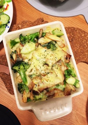 ブロッコリーとキノコのチーズ焼き-レシピのメイン写真