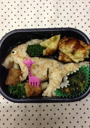恐竜♫パラサウロロフスのお弁当②-レシピのメイン写真