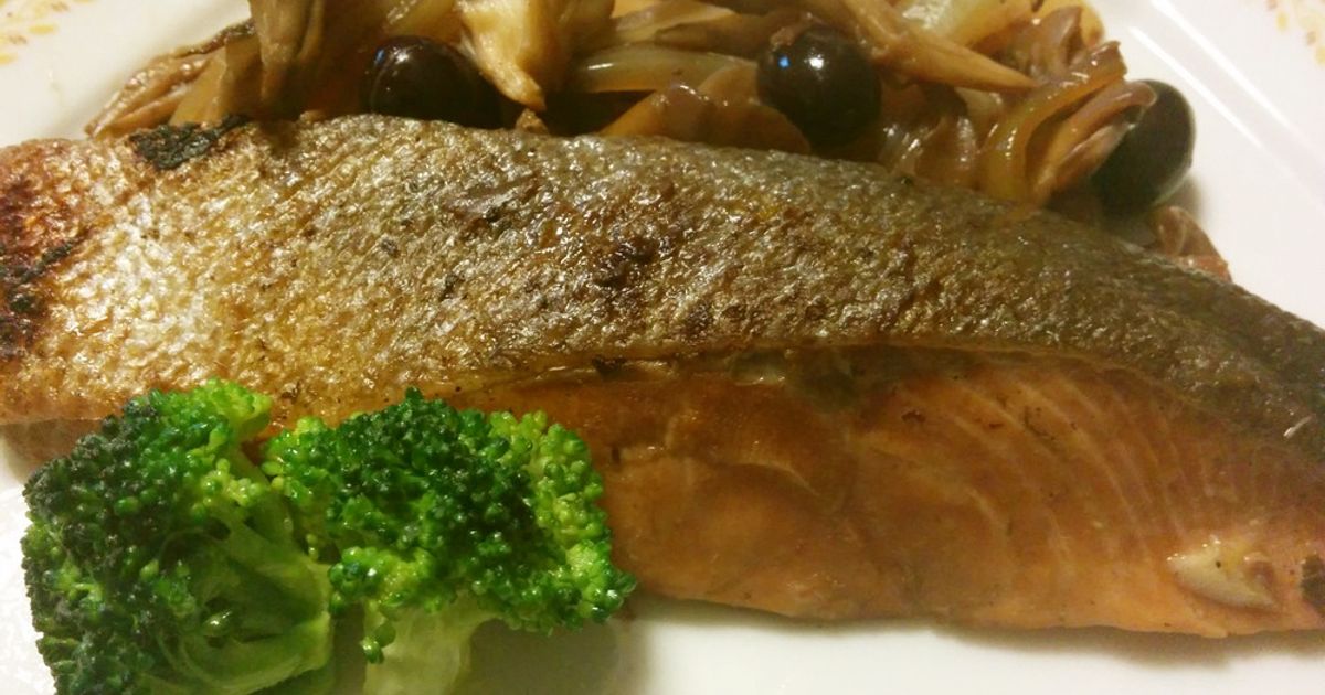 基本からアレンジまで！思わずつくりたくなる「赤ワイン 鮭」の