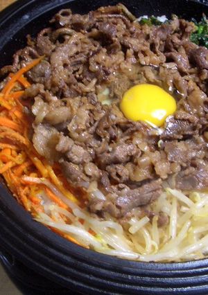 すき焼き鍋でビビンバ-レシピのメイン写真