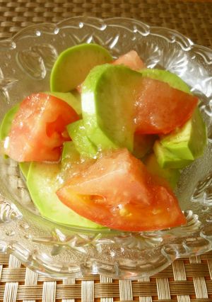 亜麻仁油のアボカドトマトサラダ-レシピのメイン写真