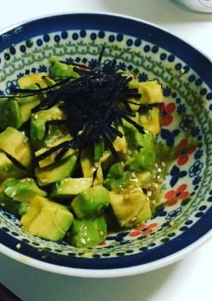 ビールによく合う＊アボガド豆板醤和え-レシピのメイン写真