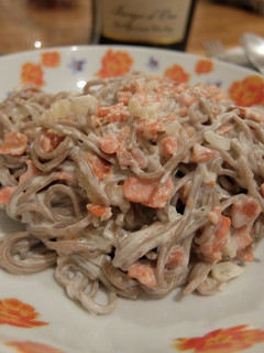 スモークサーモンと蕎麦のクリームパスタ-レシピのメイン写真
