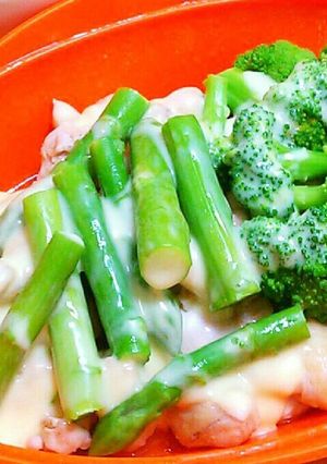 むね肉とアスパラガスとブロッコリーのせ-レシピのメイン写真