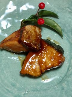 おせちに晩ごはんに ブリの照り焼き-レシピのメイン写真