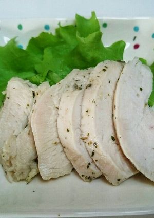 レンジで簡単！サラダチキン(ハーブ)-レシピのメイン写真