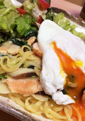 ほうれん草とサーモンのクリームパスタ-レシピのメイン写真