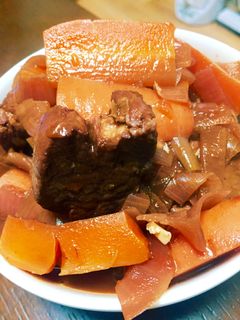 圧力鍋で☆豚ヒレ肉の赤ワイン煮-レシピのメイン写真
