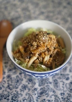きのこ納豆そぼろ丼-レシピのメイン写真