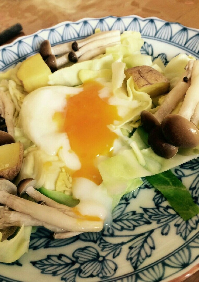 蒸し野菜の巣ごもり卵♪-レシピのメイン写真
