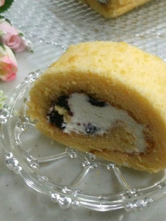 ブルーベリージャム入りロールケーキ-レシピのメイン写真