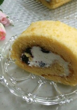 ブルーベリージャム入りロールケーキ-レシピのメイン写真