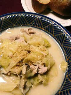 豚肉とキャベツ、きのこの豆乳味噌煮込み-レシピのメイン写真