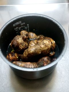 炊飯器で♪お節に欠かせない簡単里芋の処理-レシピのメイン写真