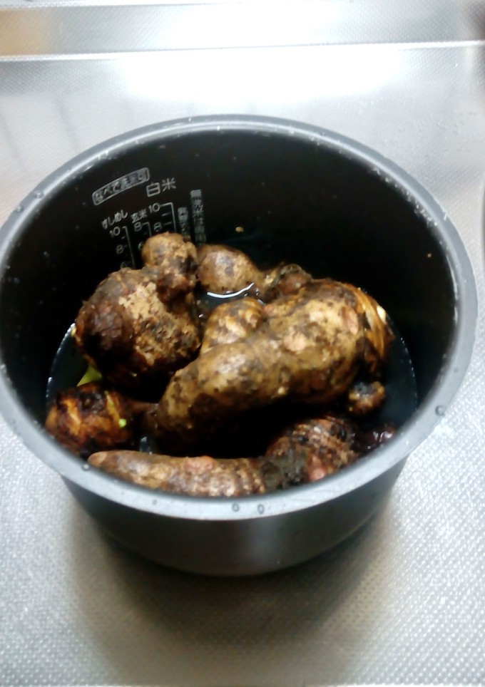 炊飯器で♪お節に欠かせない簡単里芋の処理-レシピのメイン写真