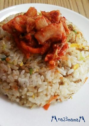冷蔵庫の残り物でぱぱっと炒飯ランチ-レシピのメイン写真