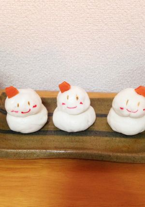 黒豆で雪だるま薯蕷饅頭-レシピのメイン写真