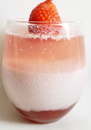 かき氷シロップ　レイヤードいちごババロア-レシピのメイン写真