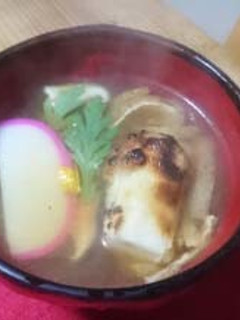 おもち:ほうれん草と油揚げのお雑煮-レシピのメイン写真