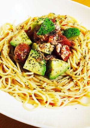 アボカドとトマトの和風冷製パスタ-レシピのメイン写真
