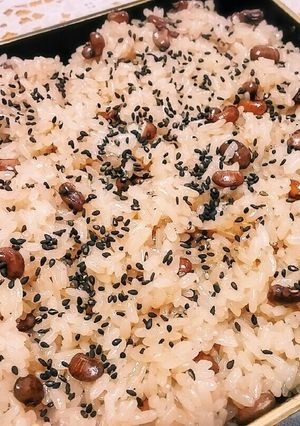 炊飯器でつくる我が家のふっくらお赤飯♪-レシピのメイン写真