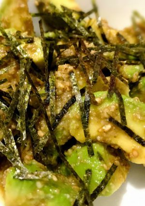 麺つゆのみ！和風な胡麻アボカド-レシピのメイン写真