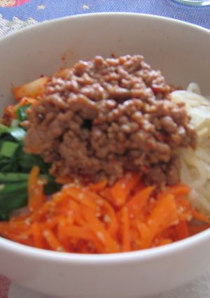 なんちゃってビビンバ丼-レシピのメイン写真