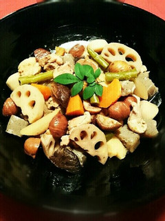 甘栗入り♪贅沢がめ煮(筑前煮)-レシピのメイン写真