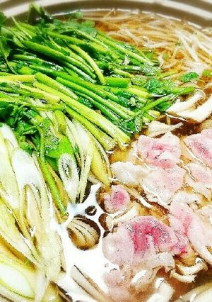スープが旨い！わが家の豚バラ&せり鍋-レシピのメイン写真