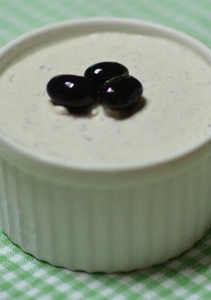 ココット皿で黒豆アイスクリーム-レシピのメイン写真