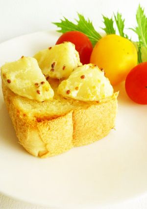 粒マスタードポテトサラダトースト-レシピのメイン写真